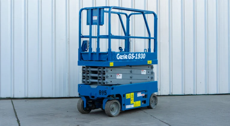 Elevador Tijera Genie 7.7 metros